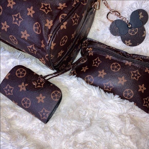 Multiple piece set - Picture 12 of 14